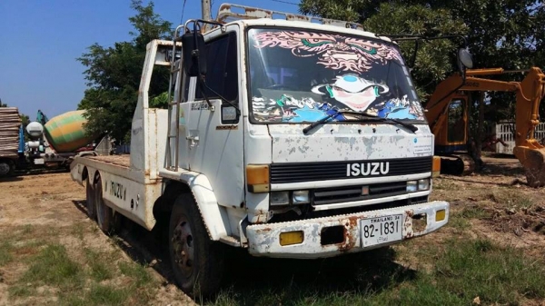 ขายเทรลเลอร์2เพลา หางใหญ่ขึ้นPC200ได้ เครื่อง175แรง สภาพพร้อมใช้งาน เอกสารพร้อมโอน สนใจโทร 090-8588220คุณนะ 093-3258446คุณบิว หรือเข้าดูสินค้าอื่นๆได้ที่ www.truck.in.th/498 หรือเพจFacebook ณรงค์ ซื้อขายรถมือสอง (เว็บไซต์ส่วนตัว) หรือFacebook ตลาดรถมือสอง