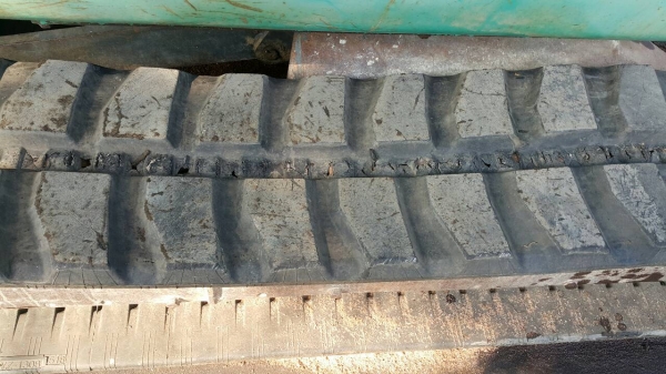 ขาย แทร็กยางสวย 1 คู่ โคมัตสุ PC40 ขนาด 72ข้อ มือสองญี่ปุ่น ขาย แทร็กยางสวย 1 คู่ โคมัตสุ PC40 ขนาด 72ข้อ มือสองญี่ปุ่น