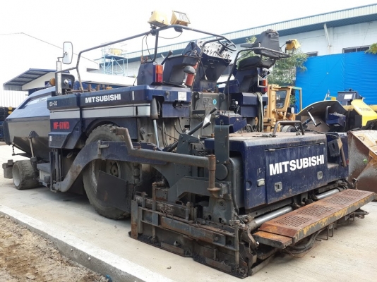 รถปูยาง Misubishi MF61WD #A2N0-3724 นำเข้าจากญี่ปุ่น ปูยางได้กว้าง 6 เมตร ติดต่อ ใหม่ 061-4194022 รถปูยาง Misubishi MF61WD #A2N0-3724 นำเข้าจากญี่ปุ่น ปูยางได้กว้าง 6 เมตร ติดต่อ ใหม่ 061-4194022