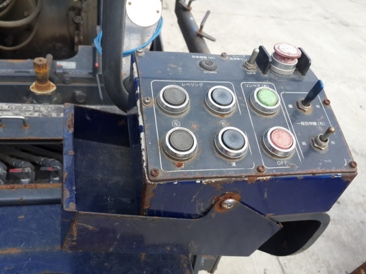 รถปูยาง Misubishi MF61WD #A2N0-3724 นำเข้าจากญี่ปุ่น ปูยางได้กว้าง 6 เมตร ติดต่อ ใหม่ 061-4194022 รถปูยาง Misubishi MF61WD #A2N0-3724 นำเข้าจากญี่ปุ่น ปูยางได้กว้าง 6 เมตร ติดต่อ ใหม่ 061-4194022