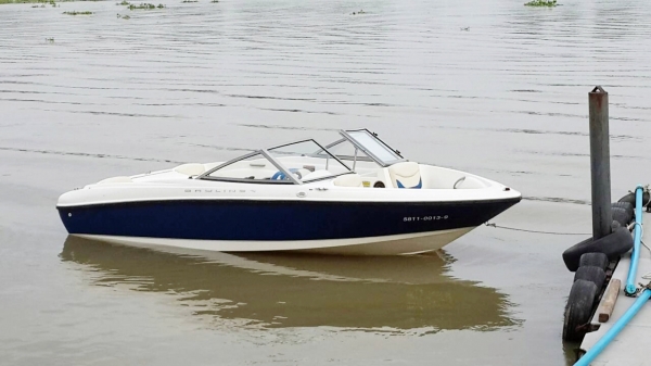 Bayliner 175 ปี 2005 330,000.- Bayliner 175 ปี 2005 330,000.-