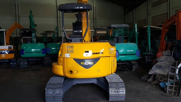 ขาย รถขุด KOMATSU รุ่น PC45MR-1-  มือสองญี่ปุ่น แทร็กเหล็ก สลักแน่น ทุกส่วน มือถือ/LINE ID : 0818753444