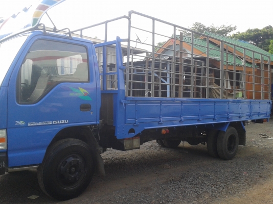 ขายหกล้อ ISUZU NQR 150 แรง ปี 47 พวงมาลัยพาเวอร์แอร์เย็นเจี็ยบเทอร์โบ