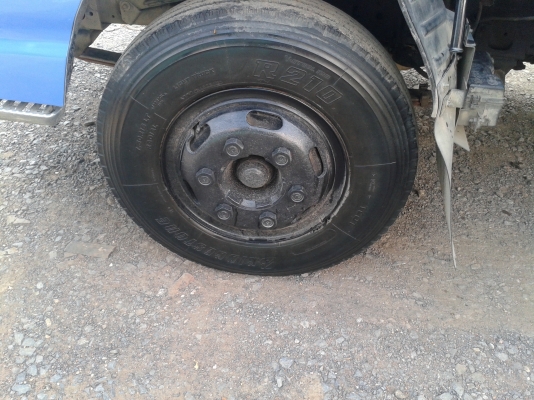 ขายหกล้อ ISUZU NQR 150 แรง ปี 47 พวงมาลัยพาเวอร์แอร์เย็นเจี็ยบเทอร์โบ