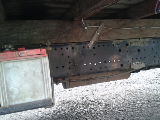 ขายหกล้อ ISUZU NQR 150 แรง ปี 47 พวงมาลัยพาเวอร์แอร์เย็นเจี็ยบเทอร์โบ