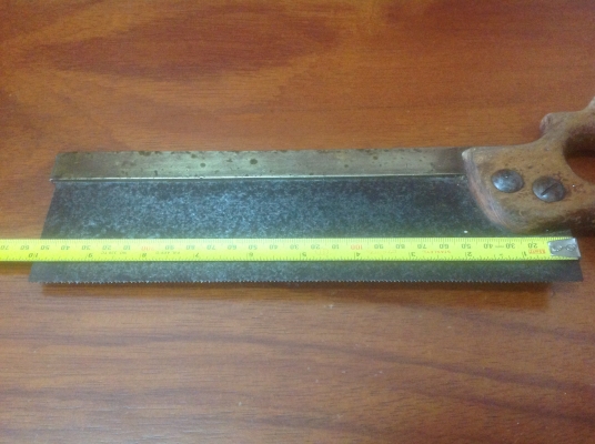 ขายเลื่อยลันดาเล็ก Vintage U.S.A.ขนาด 15" ความยาวใบ 10" คอบใบทองเหลือง ด้ามไม้ ฟัน 14 หนาและคมมาก