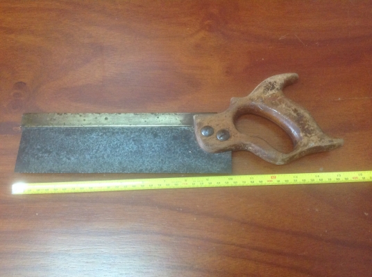 ขายเลื่อยลันดาเล็ก Vintage U.S.A.ขนาด 15" ความยาวใบ 10" คอบใบทองเหลือง ด้ามไม้ ฟัน 14 หนาและคมมาก