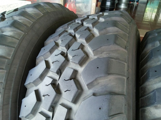 ยาง MUD MAXXIS BUCKSHOT 31x10.5 สภาพดีเยี่ยม