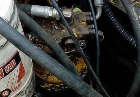 **339,000 บ.ต่อรอง/// แบคโฮ200 KATO HD-700 V1 พร้อมใช้ **ขาย KATO HD-700 แบคโฮ ขนาด200 สภาพดี พร้อมใช้ ราคาเบา HYD.EXCAVATOR KATO HD-700 V1 (เทียบเท่าPC-200) เครื่องMITSUBISHI 6D15-Turbo 6สูบ ปั้มK3V เครื่องดี แน่น ปั้มดี แรงดี ทำงานดี เร็วครับ (ปรู๊ดปร๊า