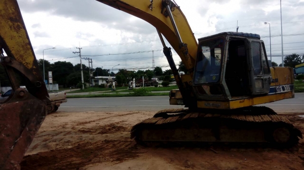 **339,000 บ.ต่อรอง/// แบคโฮ200 KATO HD-700 V1 พร้อมใช้ **ขาย KATO HD-700 แบคโฮ ขนาด200 สภาพดี พร้อมใช้ ราคาเบา HYD.EXCAVATOR KATO HD-700 V1 (เทียบเท่าPC-200) เครื่องMITSUBISHI 6D15-Turbo 6สูบ ปั้มK3V เครื่องดี แน่น ปั้มดี แรงดี ทำงานดี เร็วครับ (ปรู๊ดปร๊า