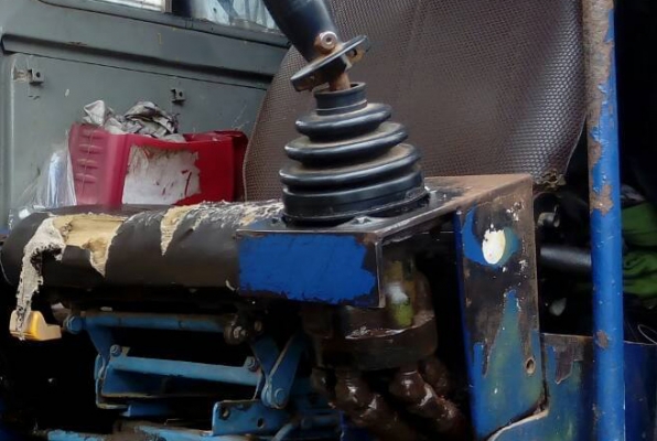 **339,000 บ.ต่อรอง/// แบคโฮ200 KATO HD-700 V1 พร้อมใช้ **ขาย KATO HD-700 แบคโฮ ขนาด200 สภาพดี พร้อมใช้ ราคาเบา HYD.EXCAVATOR KATO HD-700 V1 (เทียบเท่าPC-200) เครื่องMITSUBISHI 6D15-Turbo 6สูบ ปั้มK3V เครื่องดี แน่น ปั้มดี แรงดี ทำงานดี เร็วครับ (ปรู๊ดปร๊า