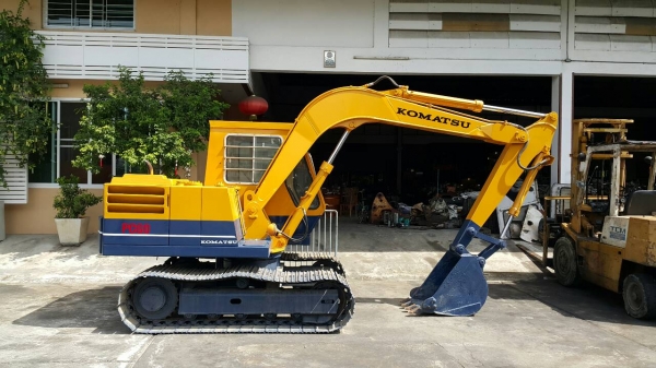 ขาย รถขุด KOMATSU รุ่น PC60-2- มือสองญี่ปุ่น แทร็กเหล็ก สลักแน่น ทุกส่วน มือถือ/LINE ID : 0818753444 ขาย รถขุด KOMATSU รุ่น PC60-2- มือสองญี่ปุ่น แทร็กเหล็ก สลักแน่น ทุกส่วน มือถือ/LINE ID : 0818753444