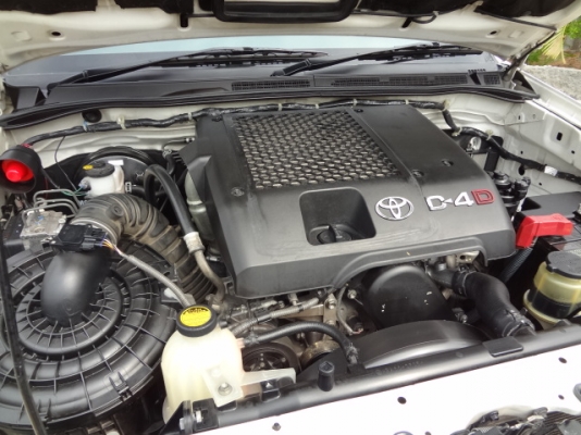 ขายรถวีโก้ รุ่นพรีรันเนอร์ สีขาว สภาพดี เจ้าของขายเอง