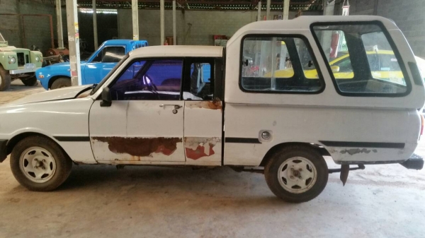 มาสด้า แฟมิเรีย