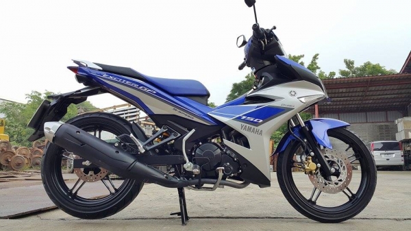 Exciter150 2015 วิ่งน้อยสภาพสวย ขายไม่แพง จัดส่งฟรี ต่อรองได้ครับ