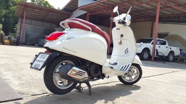 Vespa Primavera 150 3vie 2014 วิ่งน้อย สวยๆ ขายถูกๆ ต่อรองได้ครับ Vespa Primavera 150 3vie 2014 วิ่งน้อย สวยๆ ขายถูกๆ ต่อรองได้ครับ