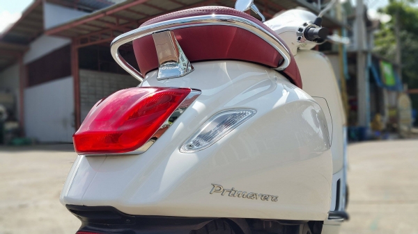 Vespa Primavera 150 3vie 2014 วิ่งน้อย สวยๆ ขายถูกๆ ต่อรองได้ครับ Vespa Primavera 150 3vie 2014 วิ่งน้อย สวยๆ ขายถูกๆ ต่อรองได้ครับ