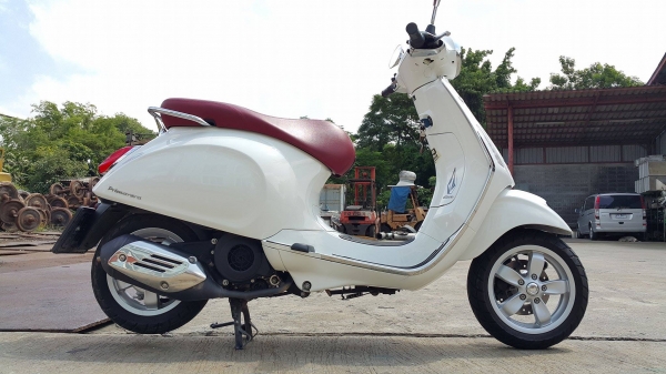 Vespa Primavera 150 3vie 2014 วิ่งน้อย สวยๆ ขายถูกๆ ต่อรองได้ครับ Vespa Primavera 150 3vie 2014 วิ่งน้อย สวยๆ ขายถูกๆ ต่อรองได้ครับ
