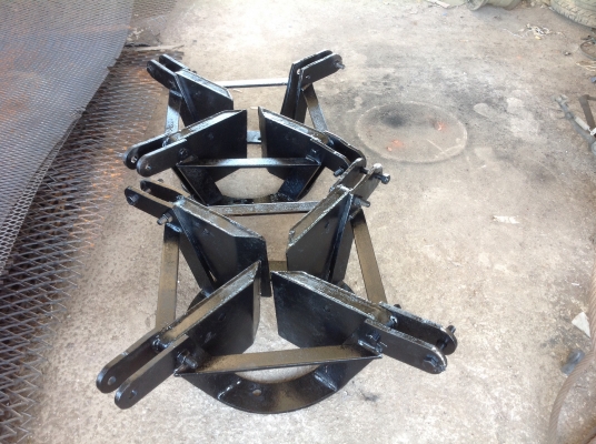 ขายกันจมรถไถKUBOTA รุ่น4700