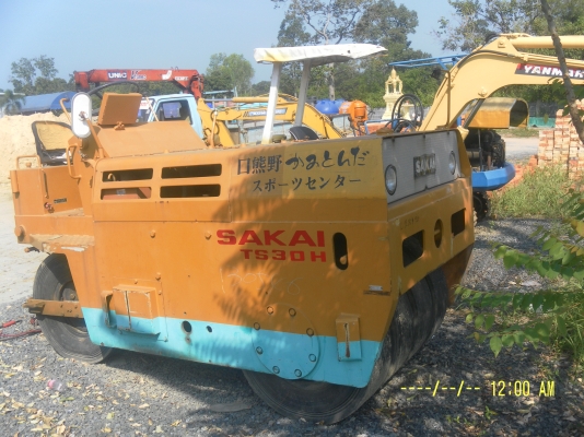 ขายด่วนรถบดSAKAI 3ตันหน้ายางหลังยาง7ล้อเก่านอกพร้อมใช้ราคา110000บาทสนใจโทร0816426706