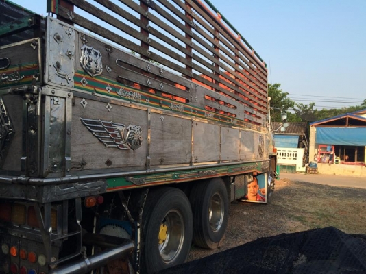 ขายรถสิบล้อ ISUZU ร็อกกี้