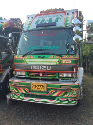 ขายรถสิบล้อ ISUZU ร็อกกี้ 175 แรงม้า เพลาเดียว