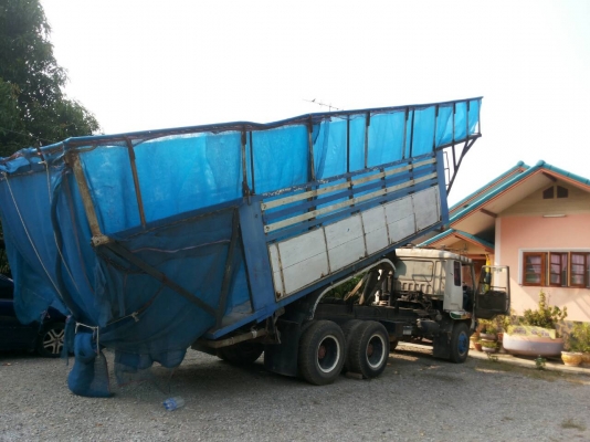 รถบรรทุก 10 ล้ 1 เพลา MITSUBISHI ปี 45 เครื่อง 170 แรง 6 เกียร์ ราคา 430,000 บ.