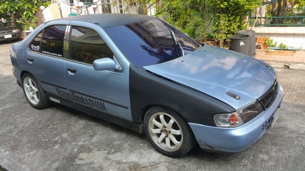 ขายรถแต่งนิสสัน ซันนี่ เครื่องหัวฉีด1.5 เกียร์ธรรมดา แอร์เย็น รถพร้อมซิ่ง