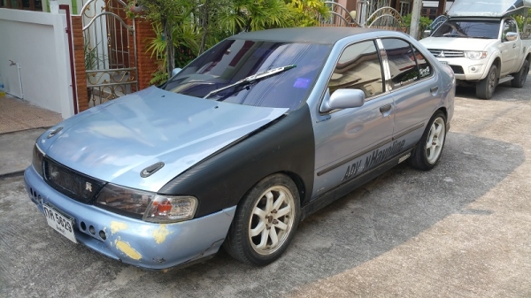 ขายรถแต่งนิสสัน ซันนี่ เครื่องหัวฉีด1.5 เกียร์ธรรมดา แอร์เย็น รถพร้อมซิ่ง