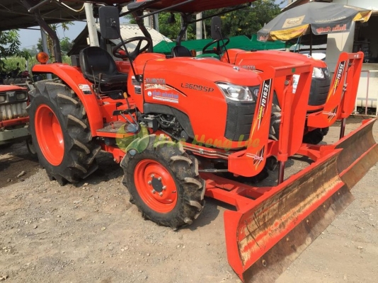 L3608 SP มือสอง แค่ 99 ชั่วโมงงาน แถมอุปกรณ์หน้าหลัง ดาวน์ 35,000 บาท L3608 SP มือสอง แค่ 99 ชั่วโมงงาน แถมอุปกรณ์หน้าหลัง ดาวน์ 35,000 บาท