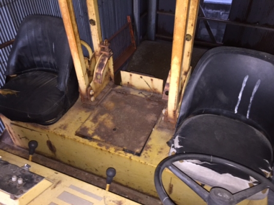 ขายรถบด 3 ล้อเหล็ก นำเข้าจากญี่ปุ่น สนใจติดต่อ อำพล 090-9694506, 080-3031241 ขายรถบด 3 ล้อเหล็ก นำเข้าจากญี่ปุ่น สนใจติดต่อ อำพล 090-9694506, 080-3031241