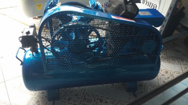 ขายปั้มลม 2สูบ60ลิตร ราคาถูกครับ ขายปั้มลม 2สูบ60ลิตร ราคาถูกครับ