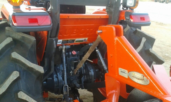 รถไถคูโบต้าL4708 พร้อมไช้งานสวยมากๆ ไมร์900ช.ม.  ขายใน  ราคา398000บาท รถอยู่วังบัว คลองขลุง กำแพงเพชร   มีไบมีดหน้าหนึ่งตราช้างคานล้าง 1อัน ผาน6หนึ่งอัน สนใจสอบุถามได้ที่081 3655997 อำพร  พาเจริญ  ราคาต่อรองได้อีกนะครับ