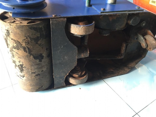 ขายเครื่องขัดปาเก้ 12" APOLLO ญี่ปุ่น มือสองครับ ขายเครื่องขัดปาเก้ 12" APOLLO ญี่ปุ่น มือสองครับ