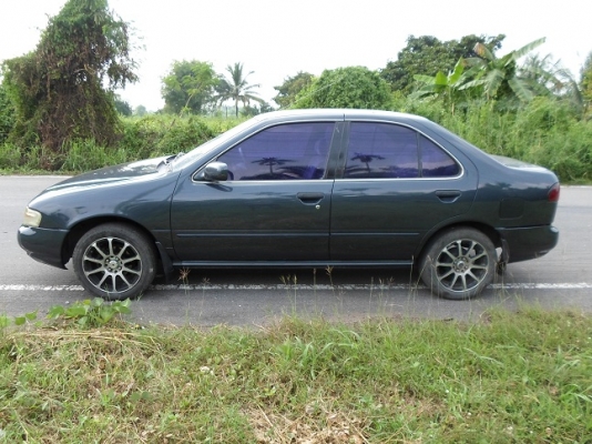 Nissan Sunny Super Saloon ปี 1996 เครื่องหัวฉีด1.5 Nissan Sunny Super Saloon ปี 1996 เครื่องหัวฉีด1.5