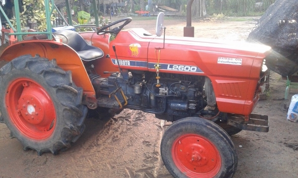 ประกาศขายด่วน !! รถเก่าญี่ปุ่น KUBOTA L2600 สนใจติดต่อคุณวัฒน์ 084-3818377,093-9468615