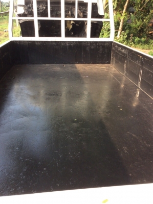 ISUZU 6ล้อNKR ปี 2012  (หัวการ์ตูน) เครื่อง120แรง (ฝาขาว) พวงมาลัยพาว์เวอร์ กระจกไฟฟ้า แอร์ วิทยุ เทป เครื่องดี ครัทซีสวย พื้นปูเหล็ก ยางดีทุกเส้น (เสริมแหนบพร้อมใช้งาน) ขาย 350,000 บาท (ศุภากร 081-1903107 , 081-4252943)