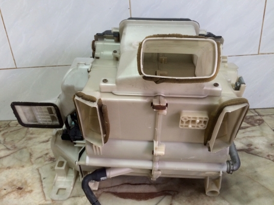 ขายตู้แอร์ TOYOTA HARRIER RX300 ปี 2000 ของแท้ญี่ปุ่น