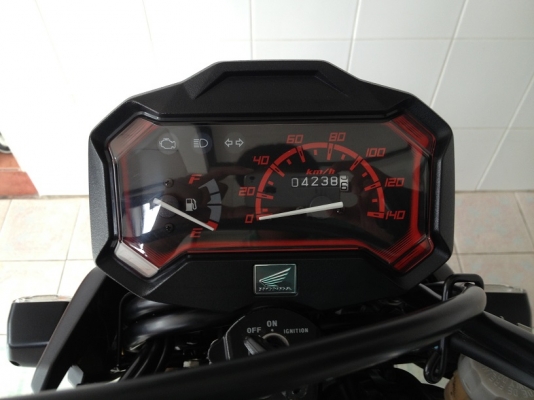 Zoomer-x ตัวTOP โฉมใหม่ สีดำด้าน วิ่ง4000 ปี58 (ของแถม 4 รายการ) Zoomer-x ตัวTOP โฉมใหม่ สีดำด้าน วิ่ง4000 ปี58 (ของแถม 4 รายการ)