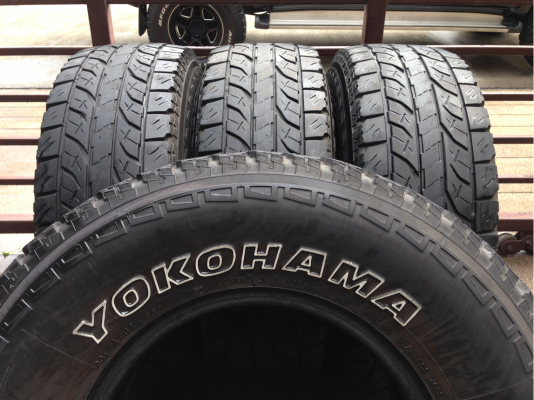 ยาง All Yokohama 31 10.5 R15 ปี12 ดอกสวย พร้อมใช้งาน