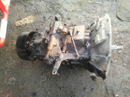 เกียร์ ร็อคเล็ก 6เกียร์เดินหน้า (ไม่หลุด)สภาพพร้อมใช้