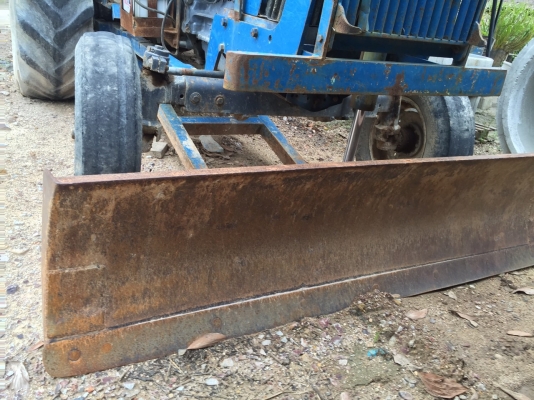 รถไถFORD6600..มี2คัน สภาพดี พร้อมใช้ รถบ้าน..เล่มทะเบียน...