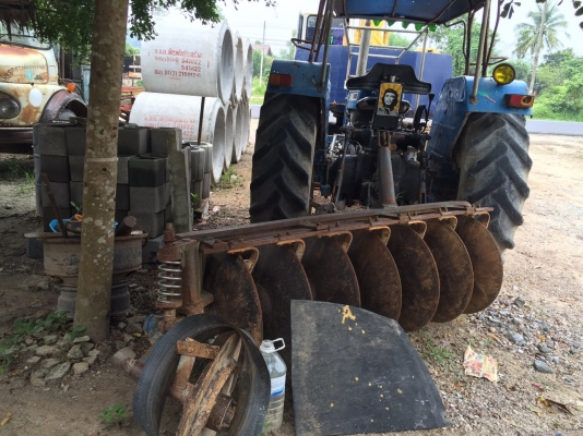 รถไถFORD6600..มี2คัน สภาพดี พร้อมใช้ รถบ้าน..เล่มทะเบียน...