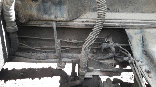 รถมิตซู 10 ล้อดั้ม FN527 M - A  / 190 แรงม้า.    สนใจติดต่อ  081 - 6079515