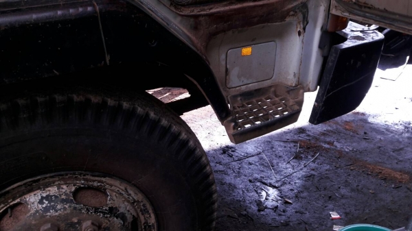 รถมิตซู 10 ล้อดั้ม FN527 M - A  / 190 แรงม้า.    สนใจติดต่อ  081 - 6079515