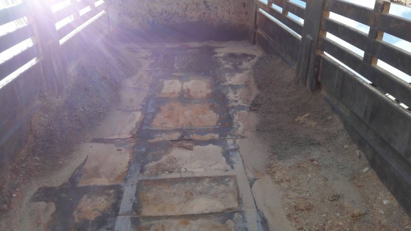 รถมิตซู 10 ล้อดั้ม FN527 M - A  / 190 แรงม้า.    สนใจติดต่อ  081 - 6079515