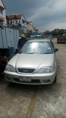 ขายด่วนรถเก๋ง ISUZU