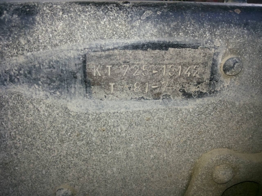 รถบรรทุก 10 ล้อ 1 เพลา HINO KT725 เครื่อง 168 แรง ช่วงล่างใหญ่เฟื่องท้ายใหญ่ เบรคทิฟฟี่ พวงมาลัยเพาเวอร์ ราคา 460,000 บ.