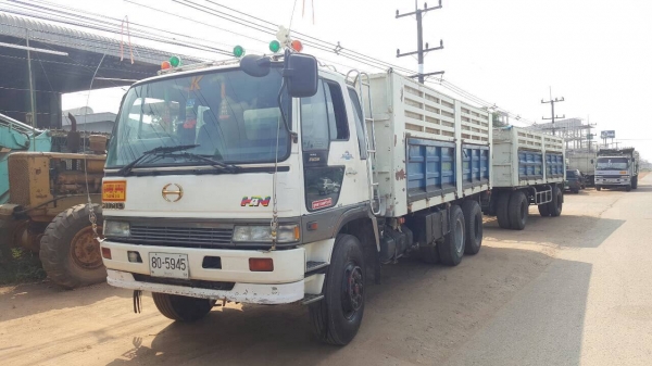 ขายรถพ่วง แม่-ลูกไม่ดั้ม HINO FM3M คัสซีสวยตลอดเส้น เครื่องเดิม M10C 240 แรงม้า เกียร์เดิม สโลว์เดิม ทะเบียนพร้อมโอนครับ