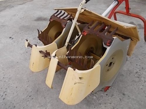 เครื่องกำจัดวัชพืชในร่องข้าว  MARUYAMA   MA3รหัสสินค้า : 80803125 Line ID: nihonmono  หรือเพิ่มเติมไดที่ www.nihonmono.com